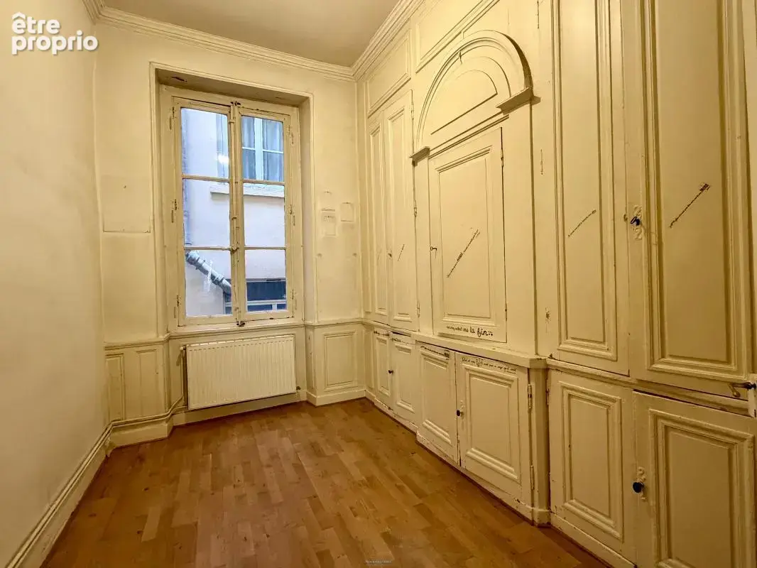 Rue Sergent Blandan - T4 de 92m² - photo 5