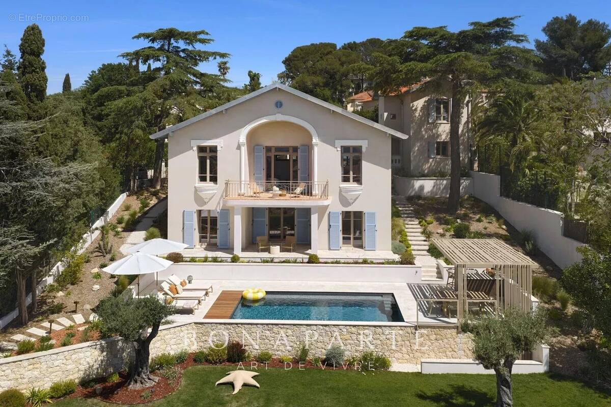 Maison à SAINT-RAPHAEL