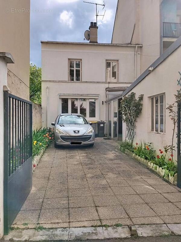 Photo 1 - Maison à MANTES-LA-JOLIE