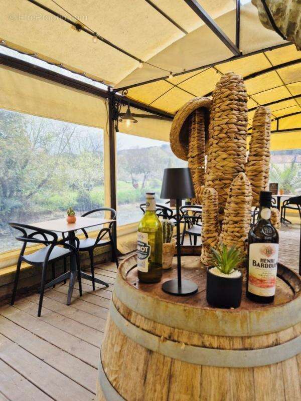 Commerce à GOUDARGUES