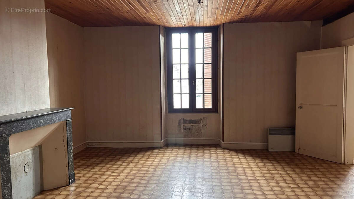 Maison à SAINT-GAULTIER