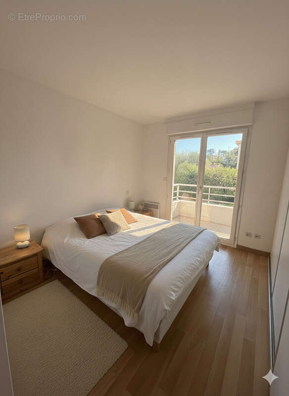 Appartement à LE CANNET