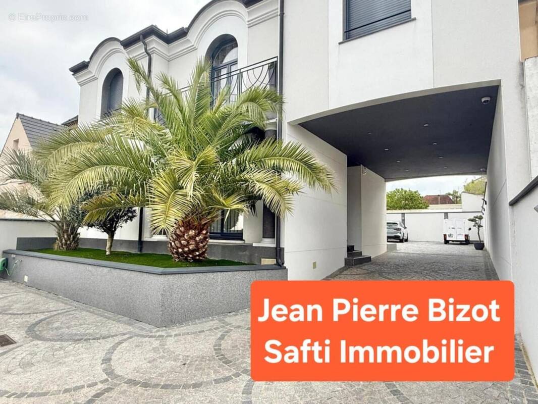 Photo 1 - Maison à MORANGIS