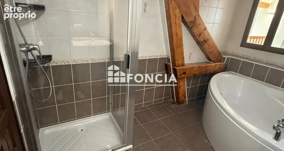 Proche douane à 1,6 kms, 2 logements dans un ! - photo 9