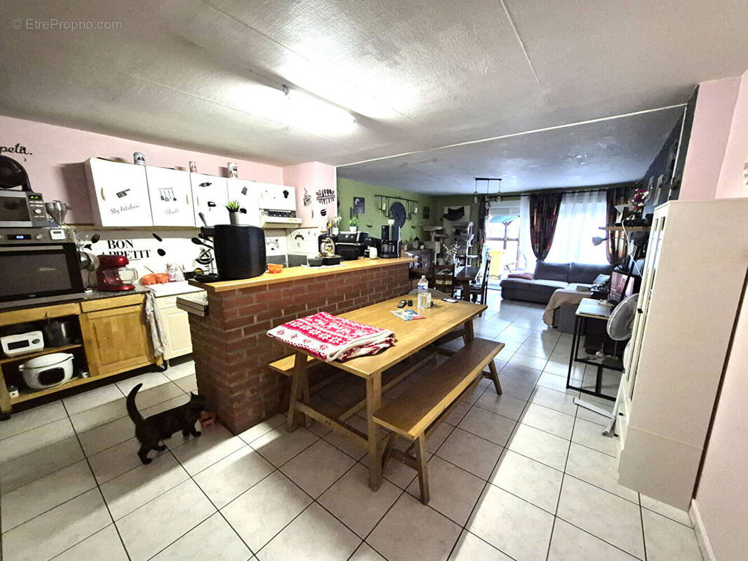 Maison à SIN-LE-NOBLE