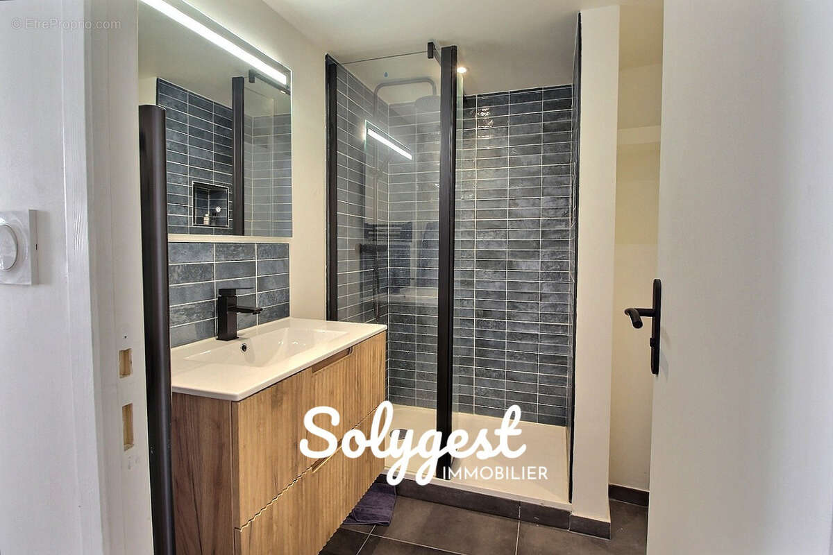 Appartement à LYON-7E