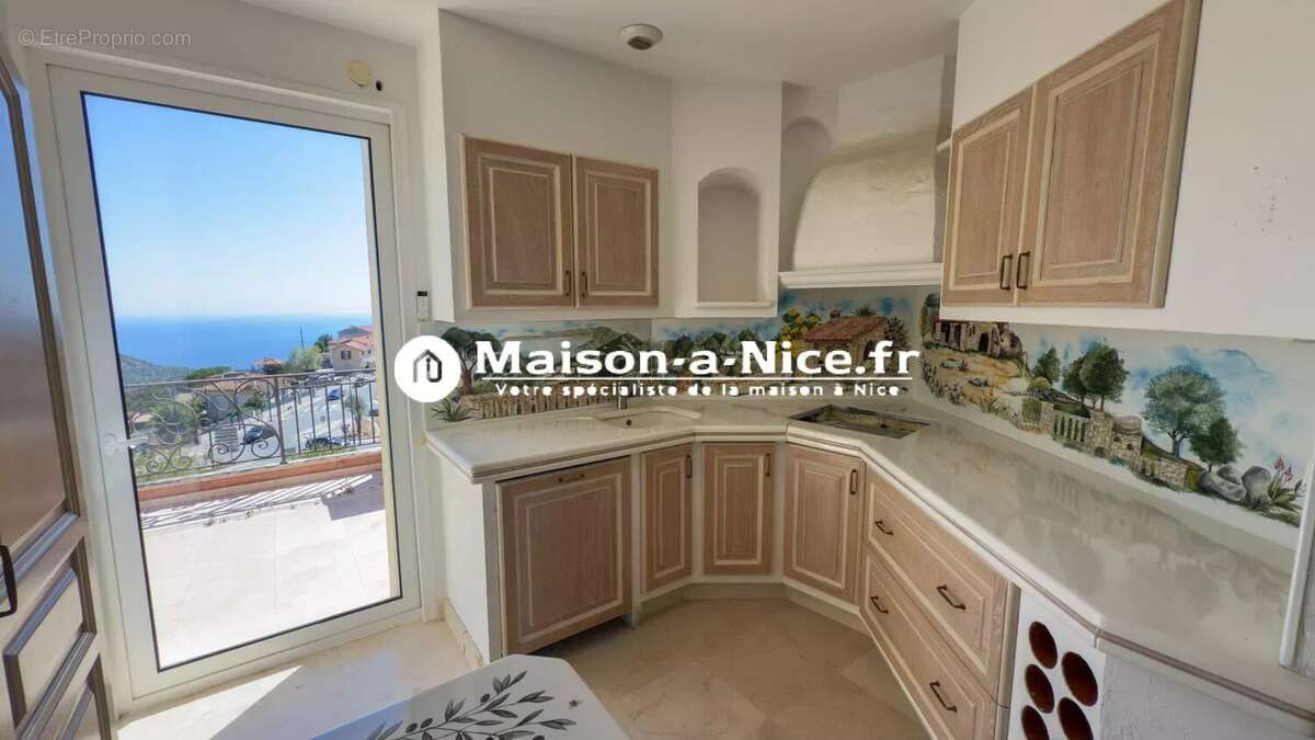 Maison à LA TURBIE