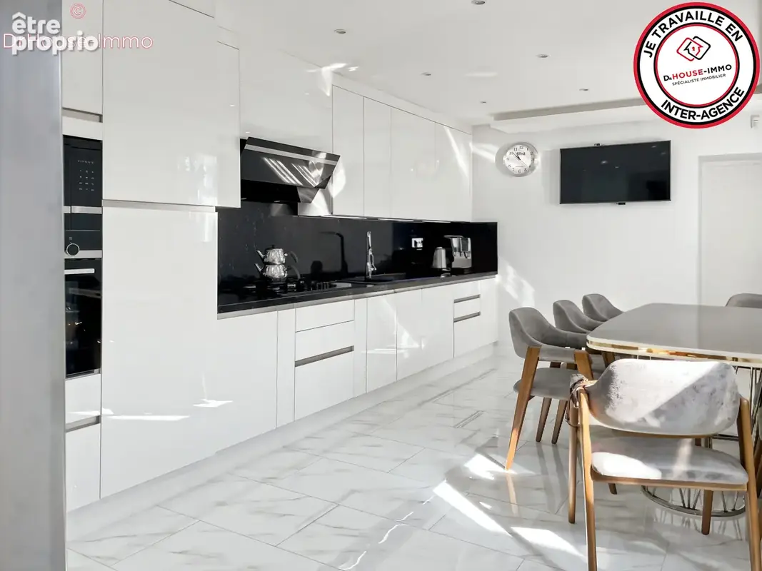 Maison 6 pièces 122 m² à vendre à Villefranche-Sur-Saone (69400) - photo 4