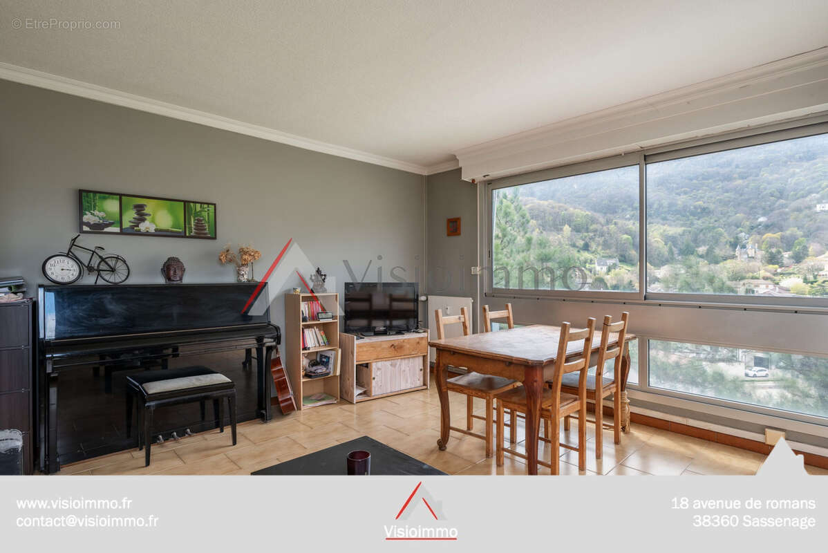 Appartement à SEYSSINET-PARISET