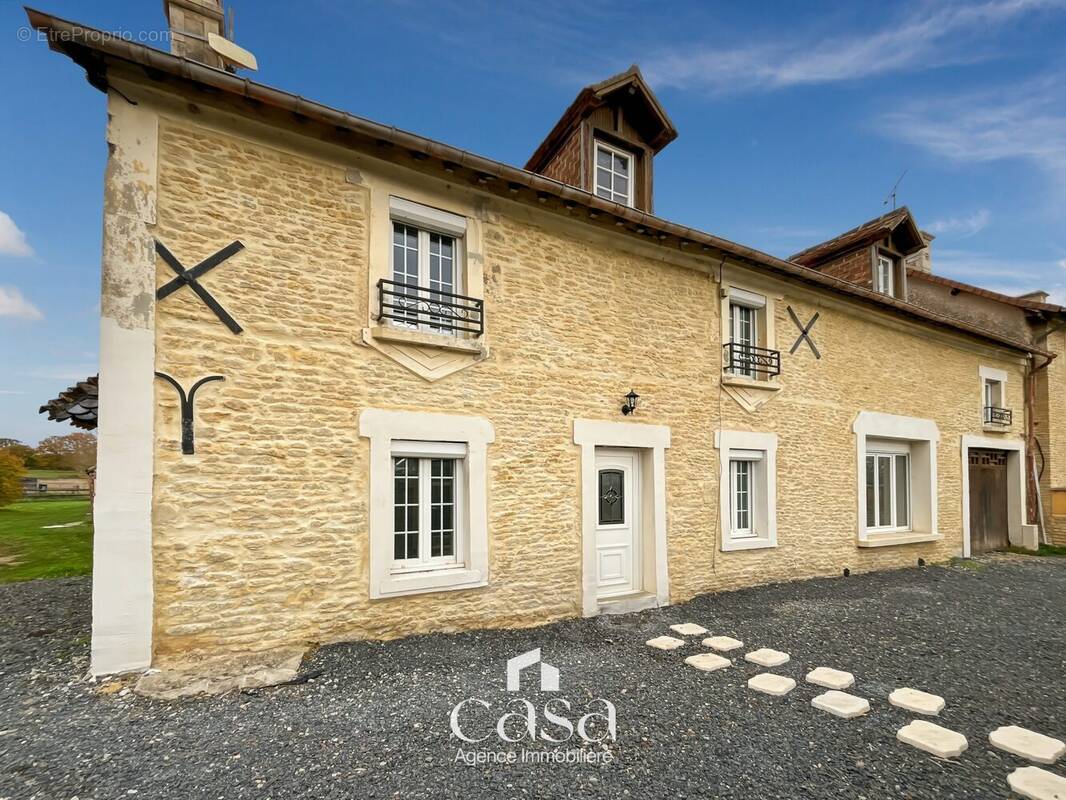 Maison à CHICHEBOVILLE