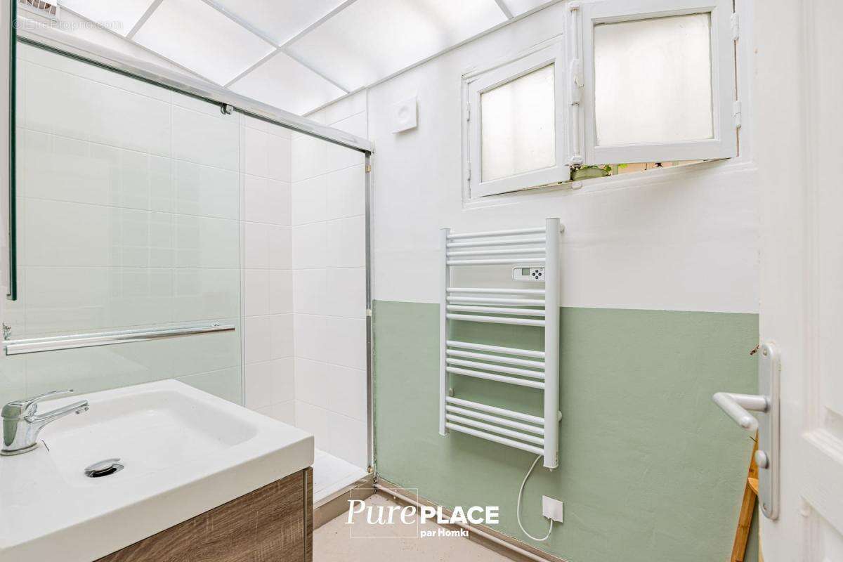 Appartement à PARIS-11E