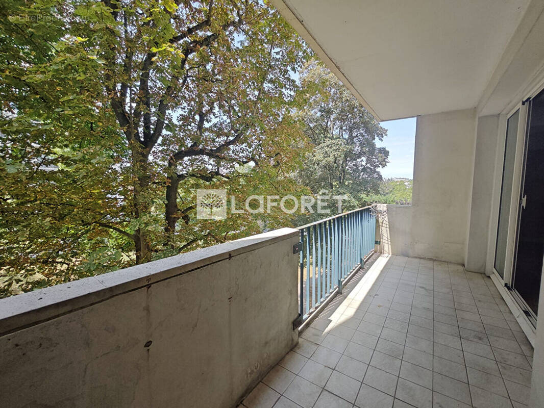 Appartement 3 pièces 64 m² · à Saint-Cloud · 64 m² · 315 750 €