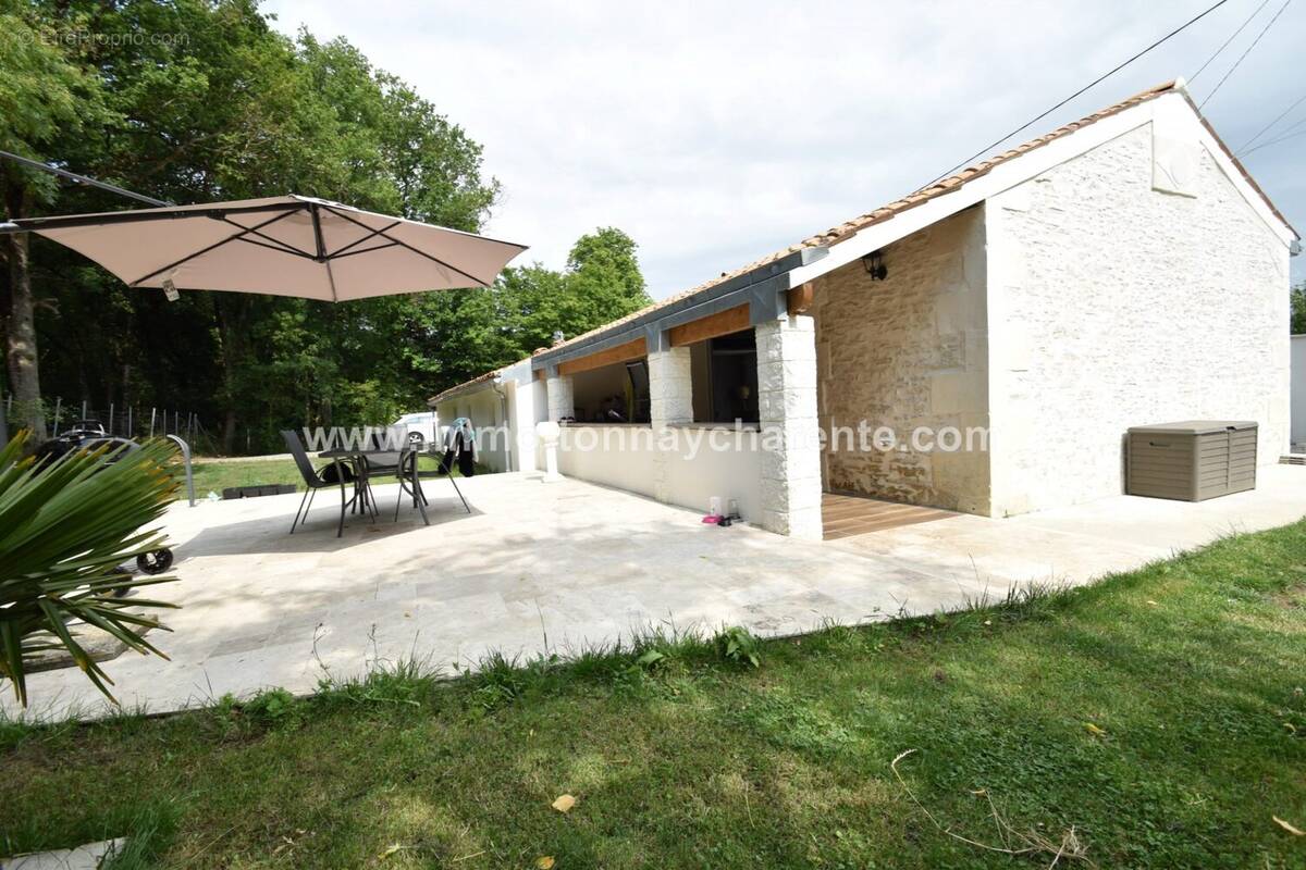 Maison à TONNAY-CHARENTE