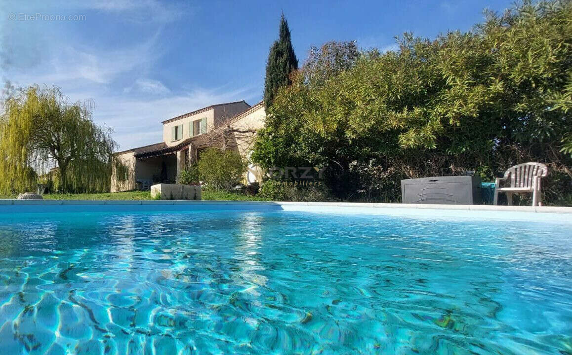 Maison à MAUSSANE-LES-ALPILLES