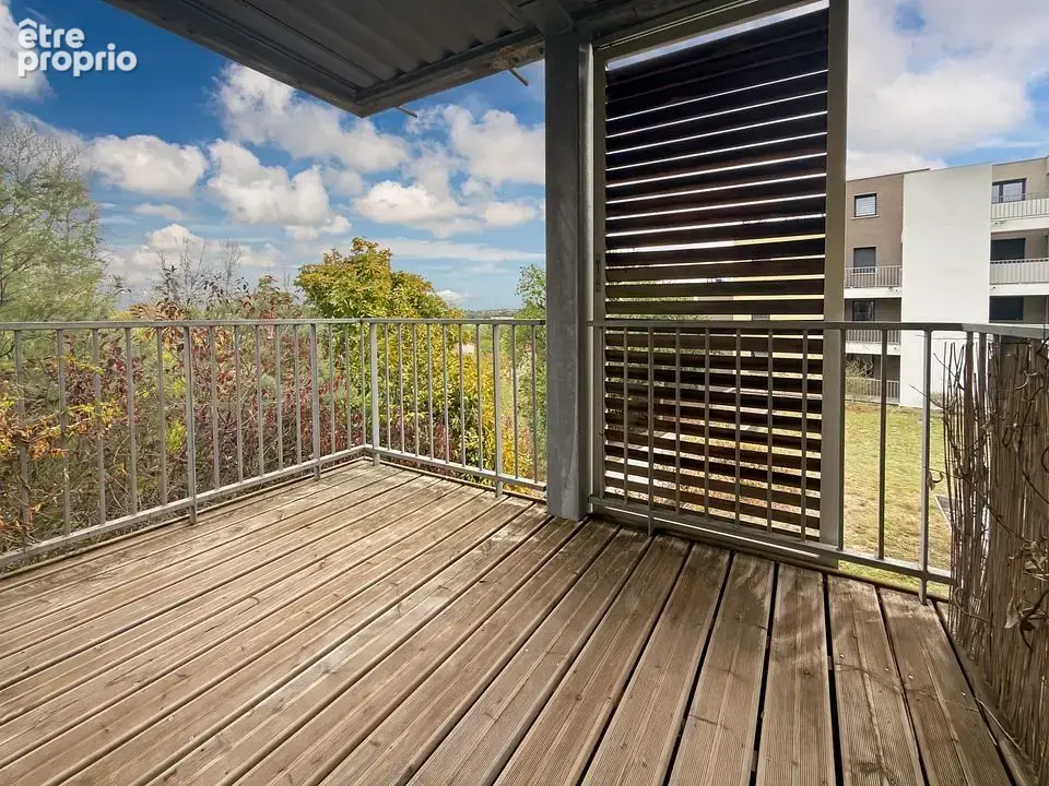 Appartement T4 avec deux terrasses + double parking sous-sol - photo 2