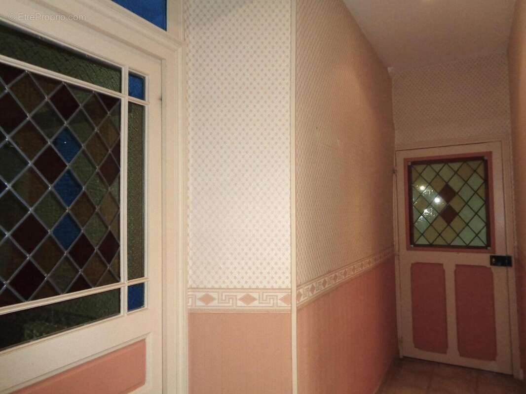   - Appartement à DRAGUIGNAN