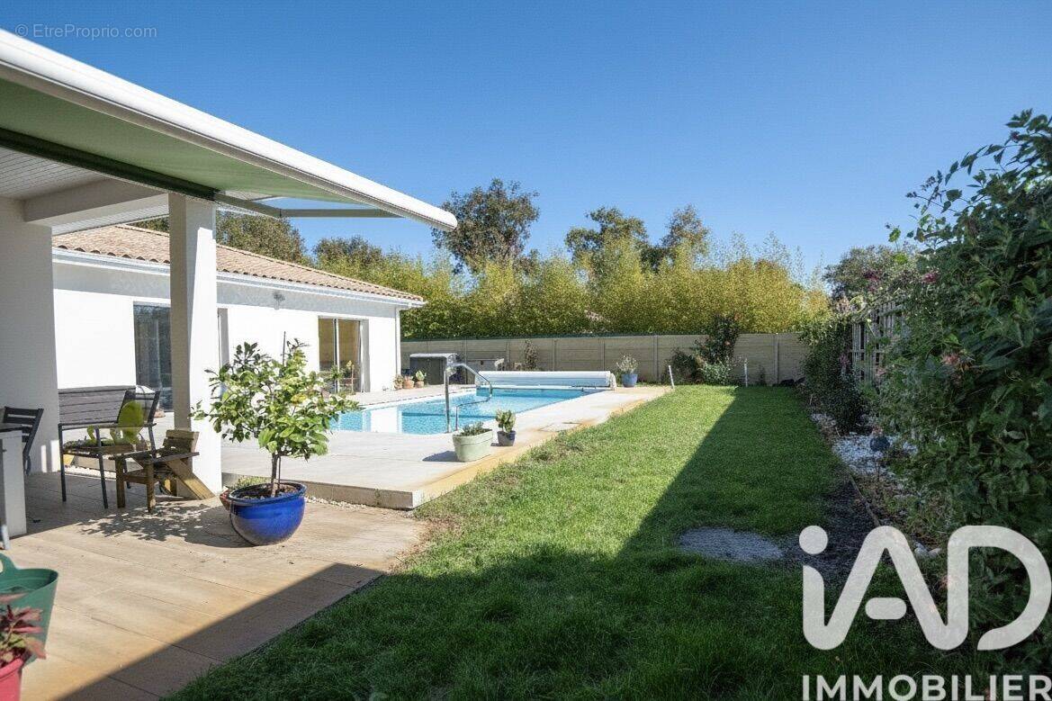 Photo 1 - Maison à LANTON