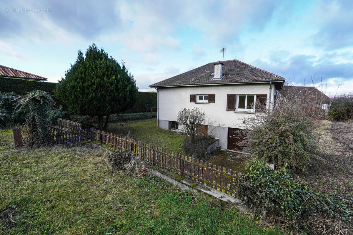 Maison à PONT-DU-CHATEAU