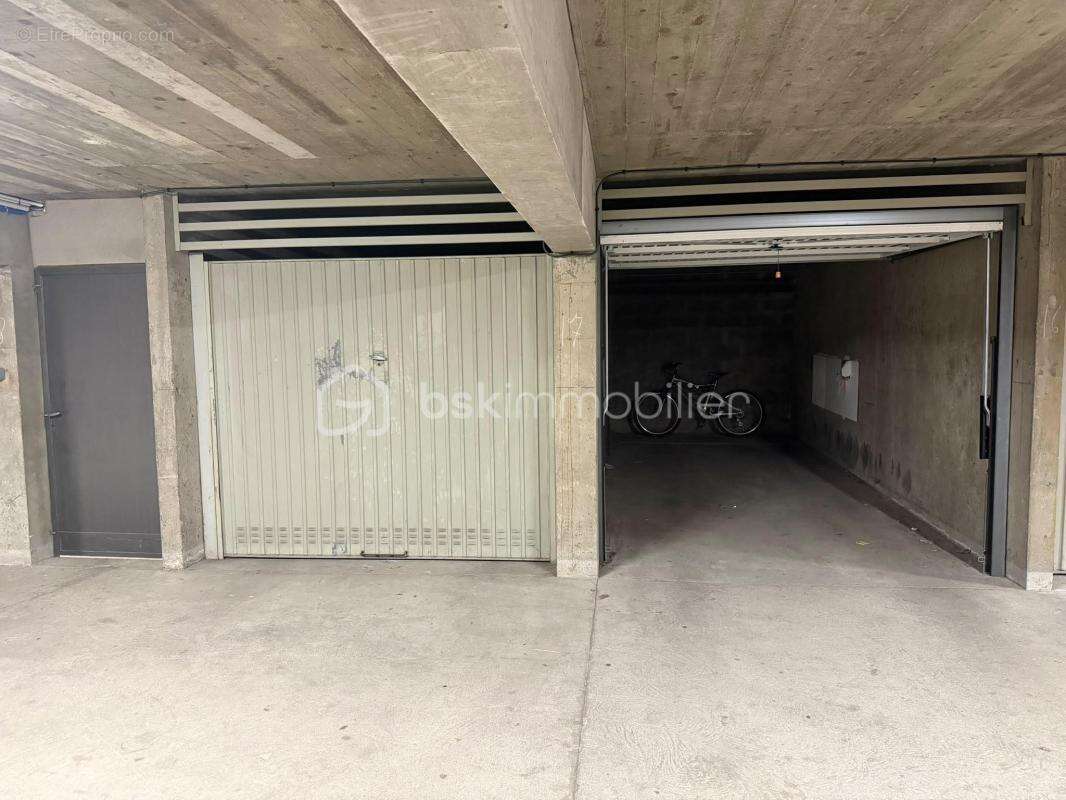 Parking à ROANNE