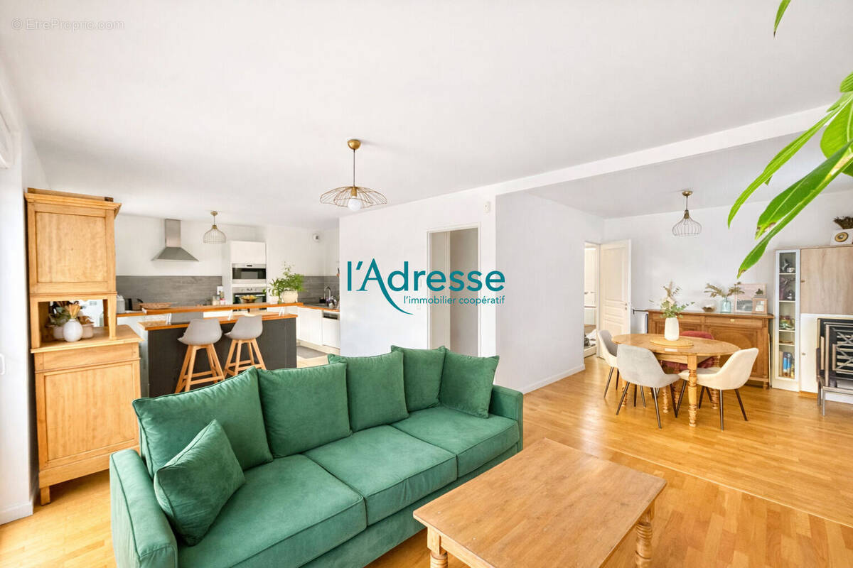 Appartement à NANTERRE