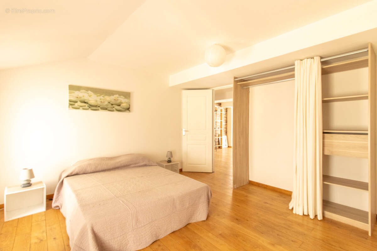 Duplex entierement renove centre ville de sedan - photo 5