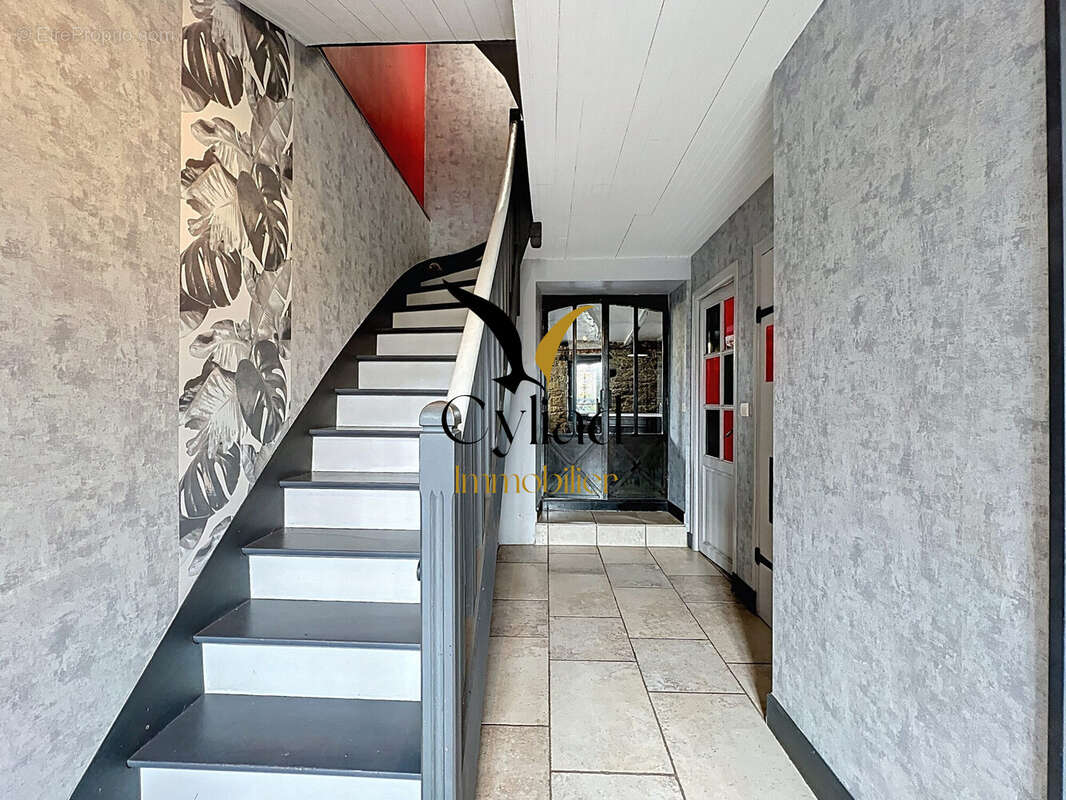 Maison à PLEUDIHEN-SUR-RANCE