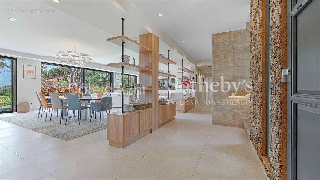 Villa contemporaine à Sainte-Maxime à 300m des plages du golfe de Saint-Tropez - photo 5