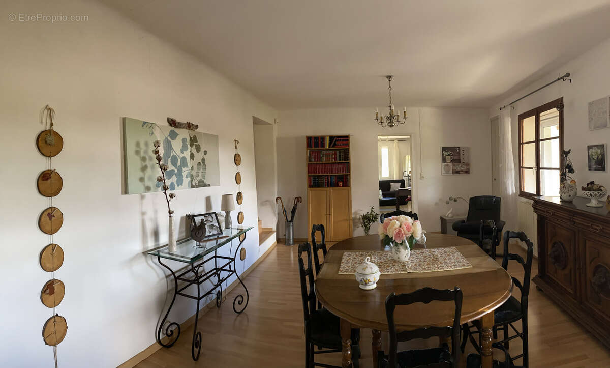 Maison à BAGNOLS-SUR-CEZE