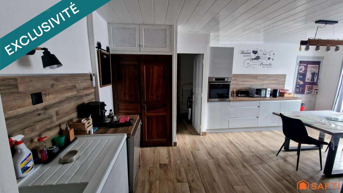 Maison 280 m² à Bellaffaire  - photo 4