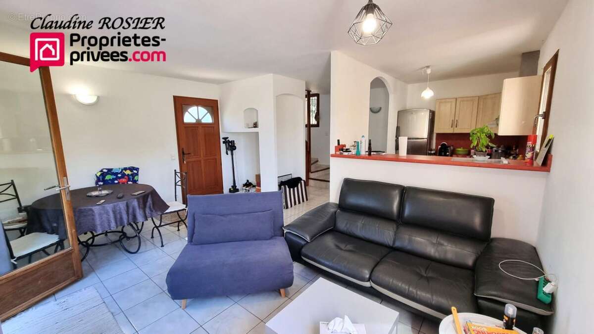 Maison à FLASSANS-SUR-ISSOLE