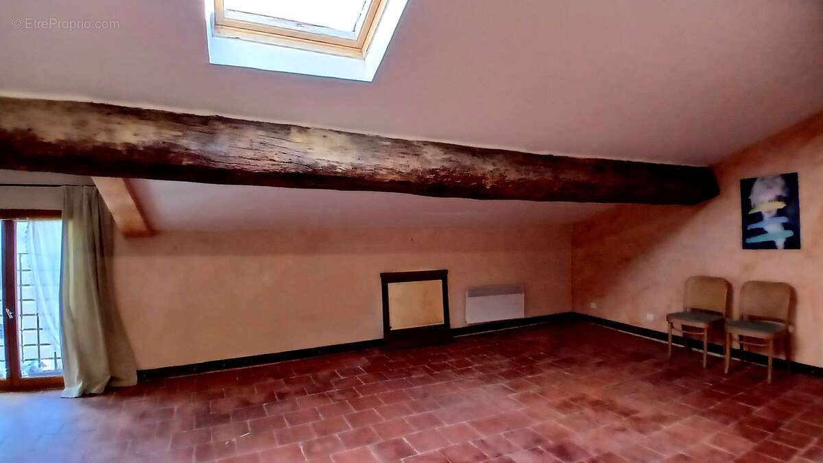 Très belle maison de ville de caractère. - photo 29