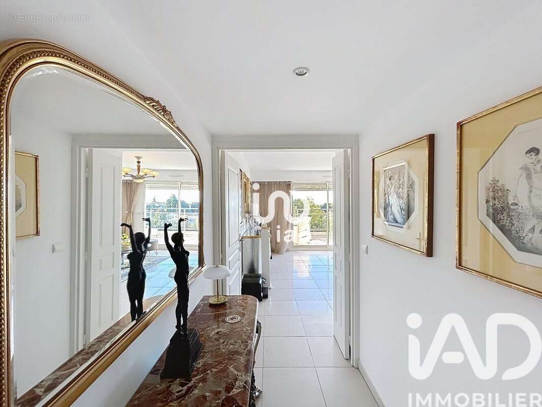 Photo 8 - Appartement à ROQUEBRUNE-CAP-MARTIN