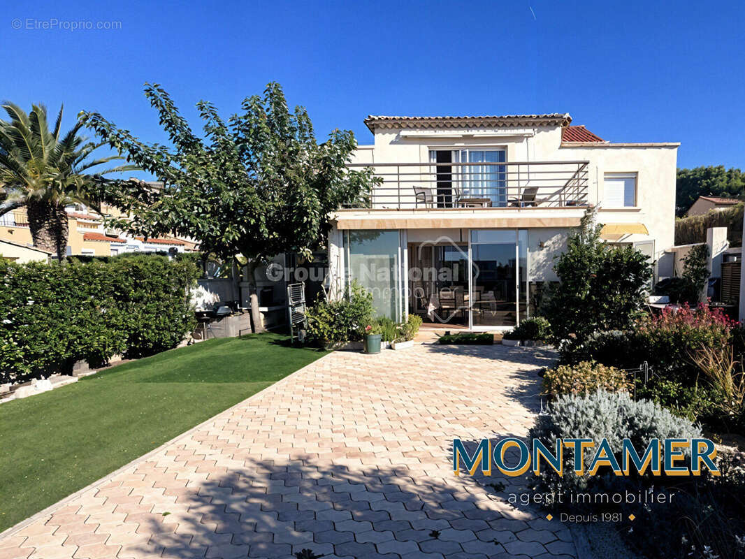 Maison à SAUSSET-LES-PINS