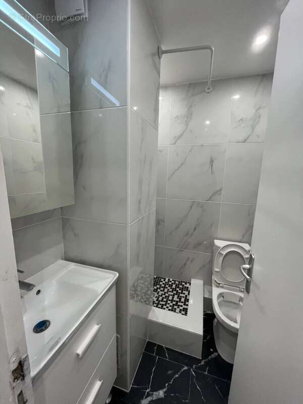 Appartement à LEVALLOIS-PERRET