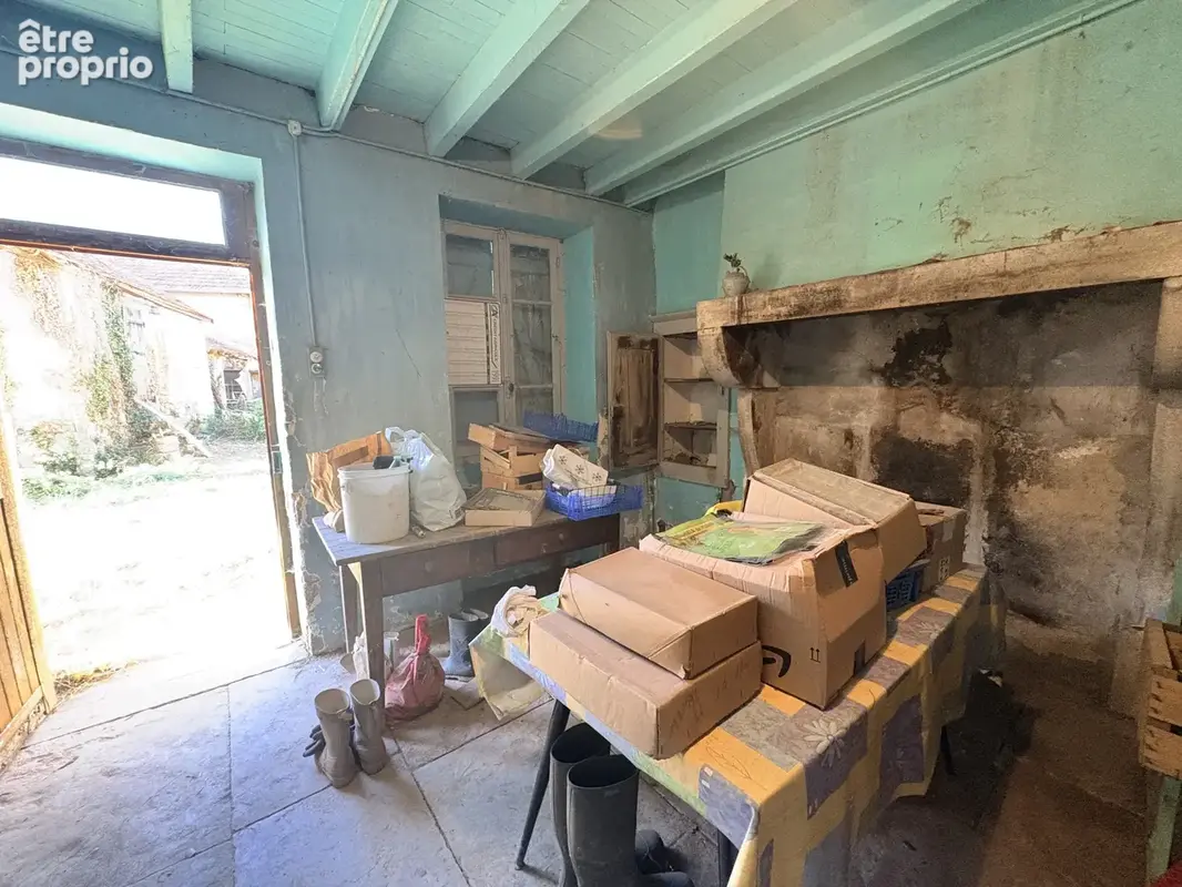 BIOZAT, Ensemble immobilier en pierre   Idéal amoureux de l’ancien et grand bricoleur - photo 11
