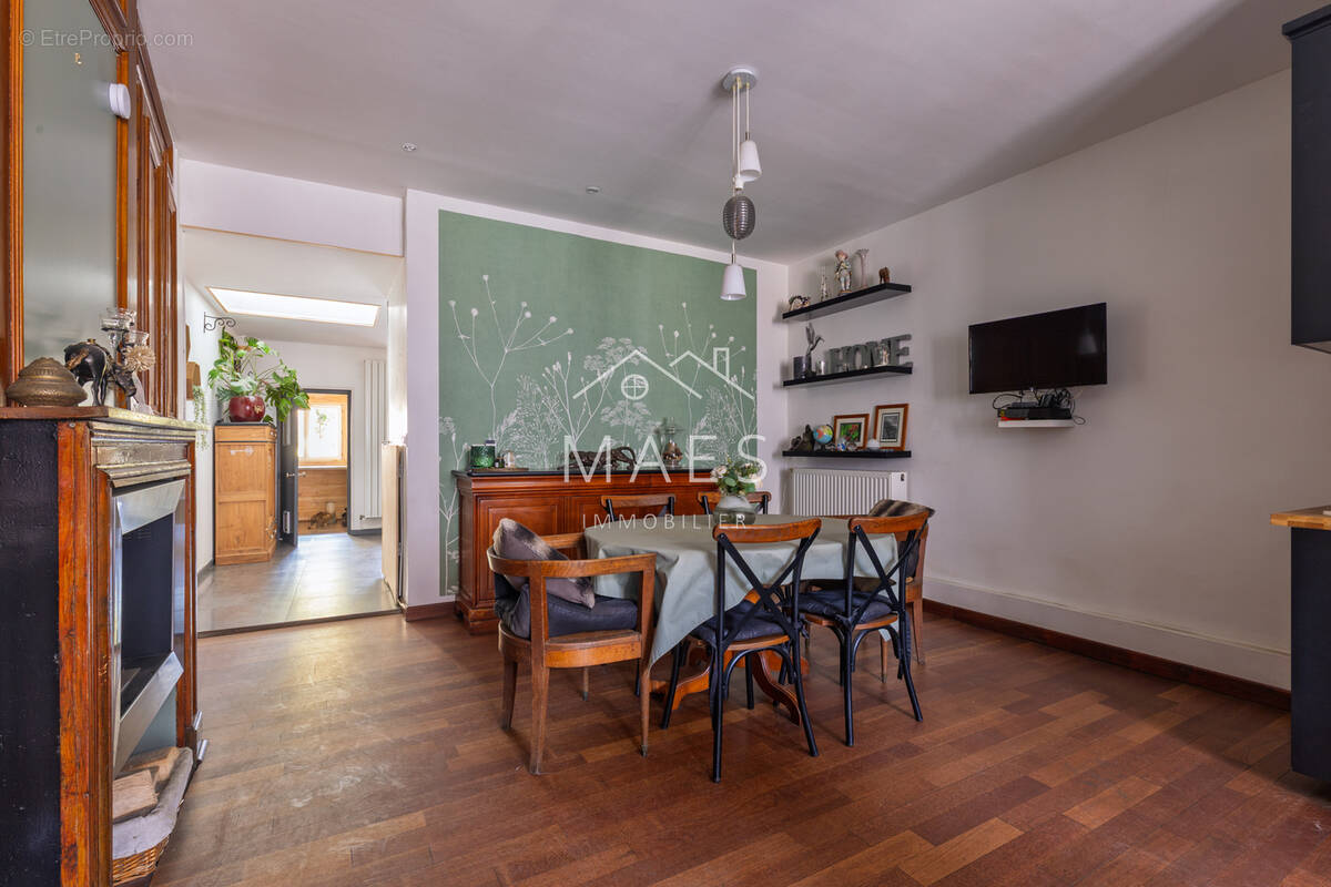 Maison à WAMBRECHIES