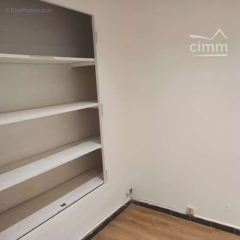 Commerce à BOURG-LES-VALENCE