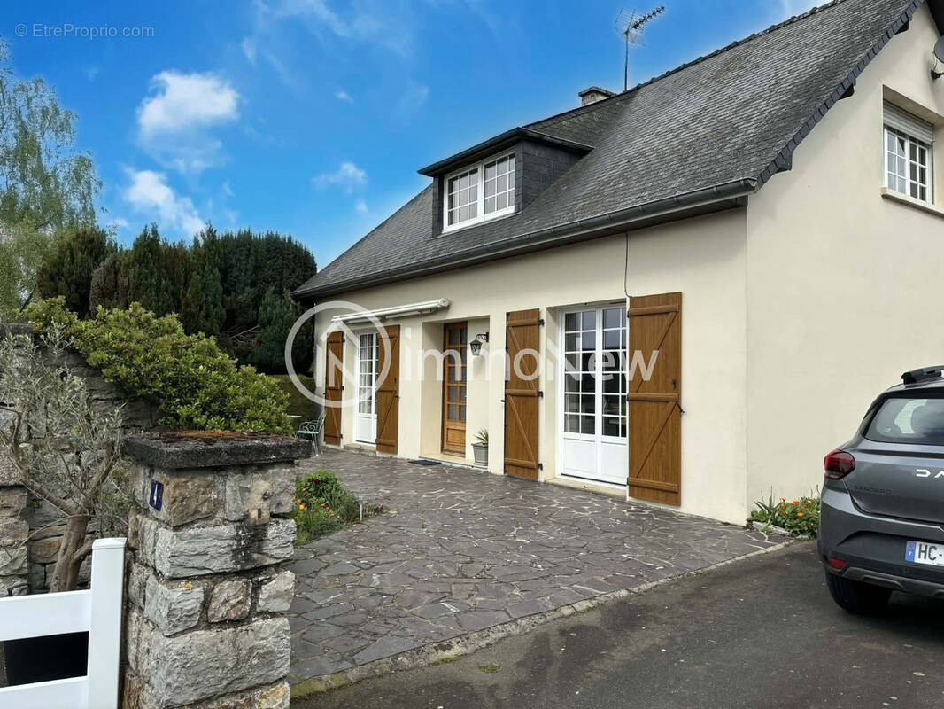 Maison à MORTAIN
