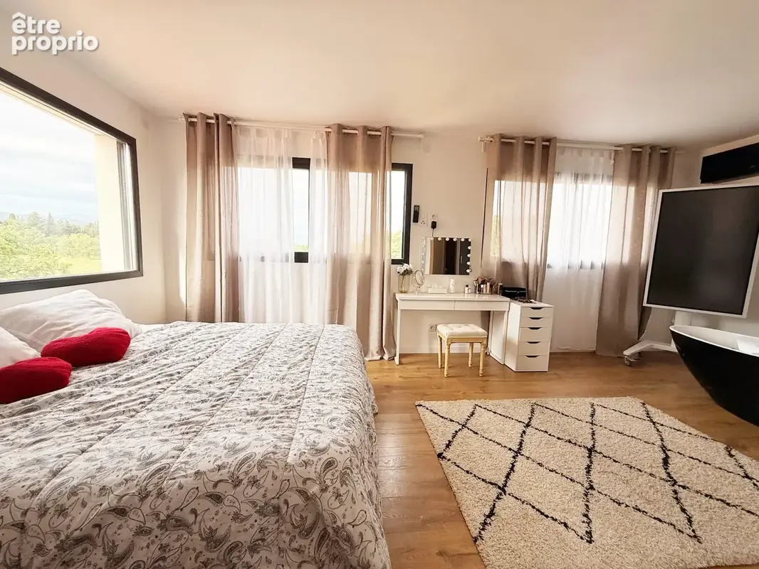 Maison 466 m² à Laroque-Des-Alberes  - photo 8