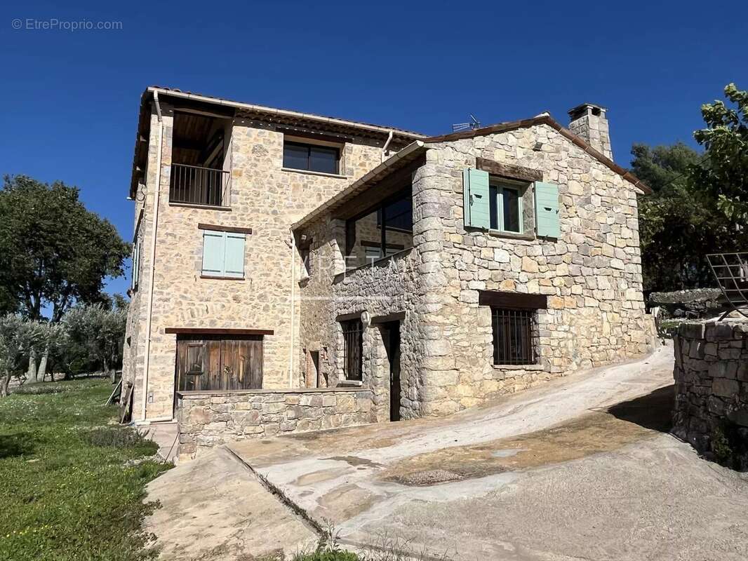 Maison à FAYENCE
