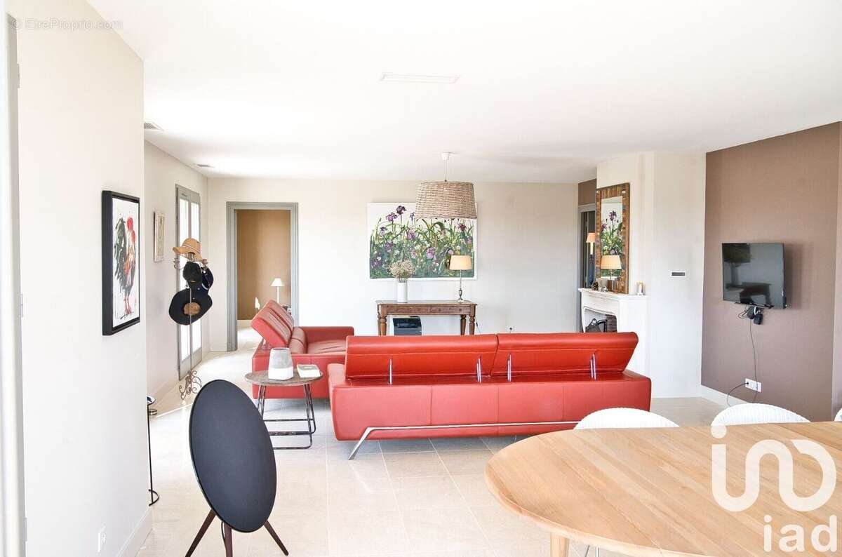 Maison 202 m² à Garrigues-Sainte-Eulalie  - photo 6