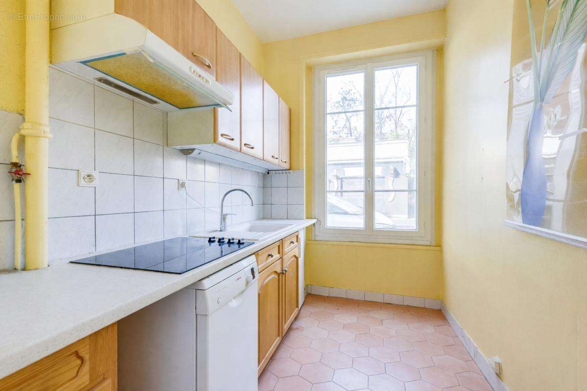 Appartement à PARIS-12E