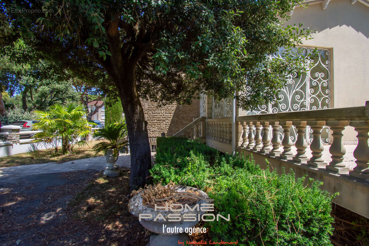 Royan   quartier de vallières    maison familiale a quelques pas de la plage - photo 3