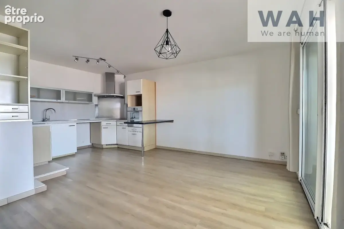 Appartement 3 pièces - 1er et dernier étage - Terrasse - Mauguio (34130) - photo 2