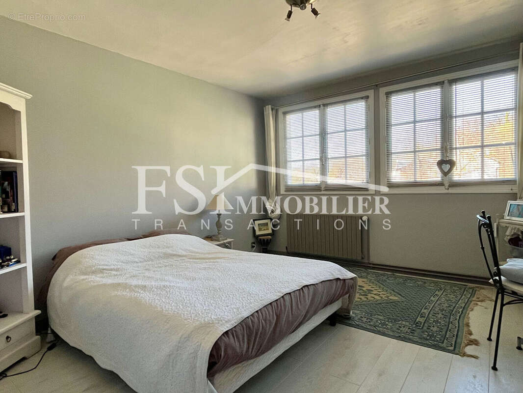 Maison à SAINT-LEU-LA-FORET