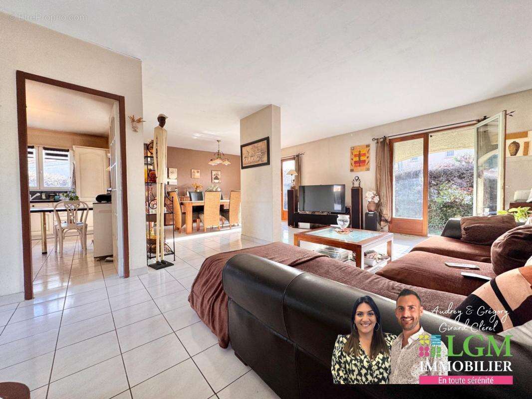 Maison à SAINT-JEAN-DE-VEDAS