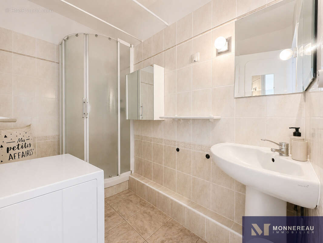 Appartement type t2 proximite immediate marche de royan - photo 7