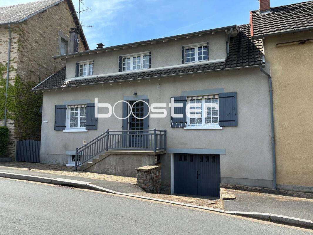 Maison à JUMILHAC-LE-GRAND