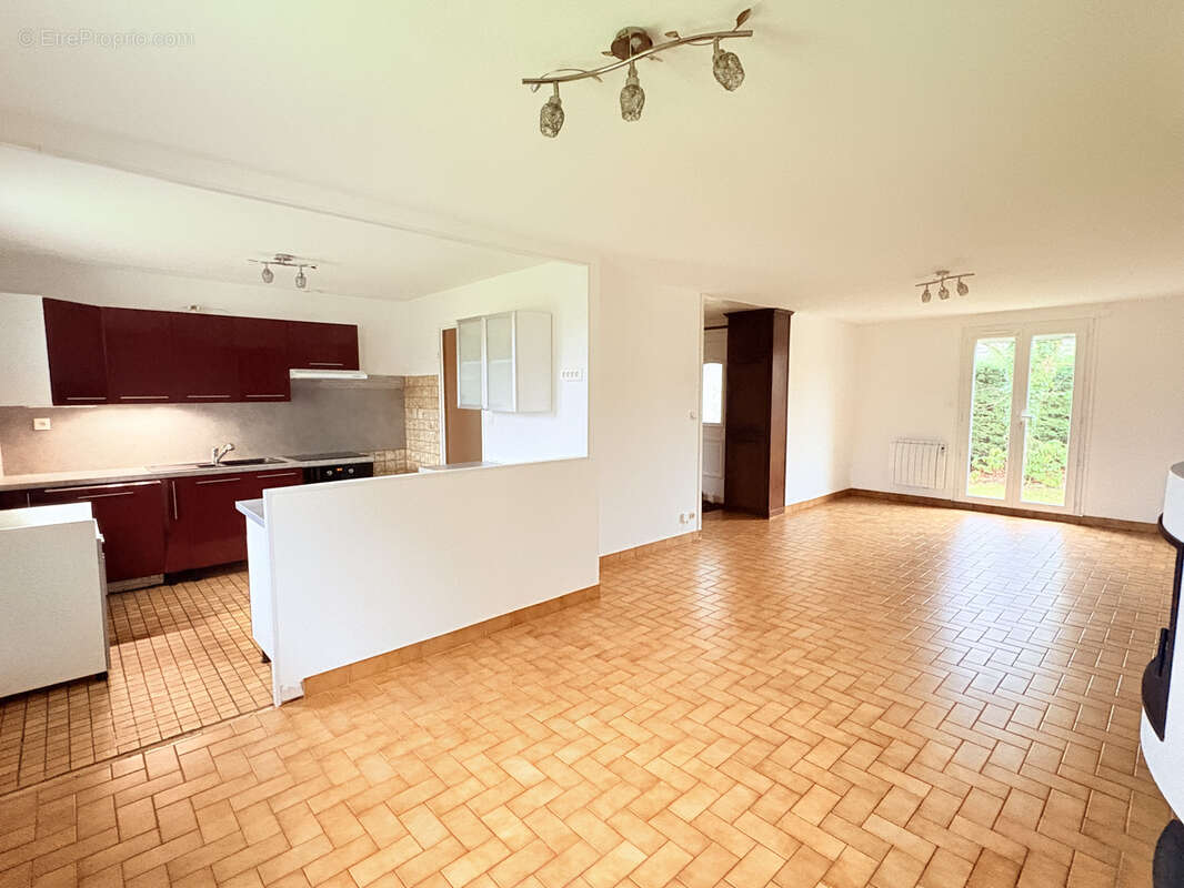 Maison à LE THIEULIN