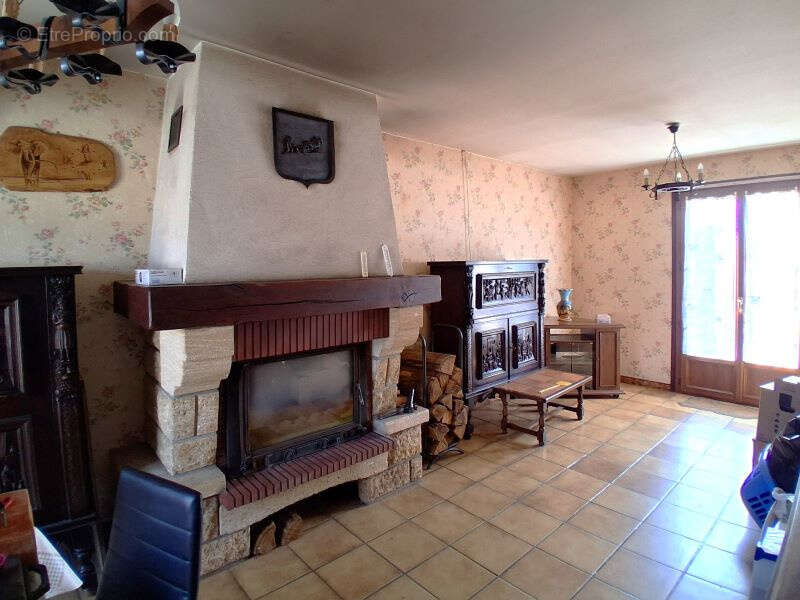 Maison 4 chambres avec jardin - photo 2